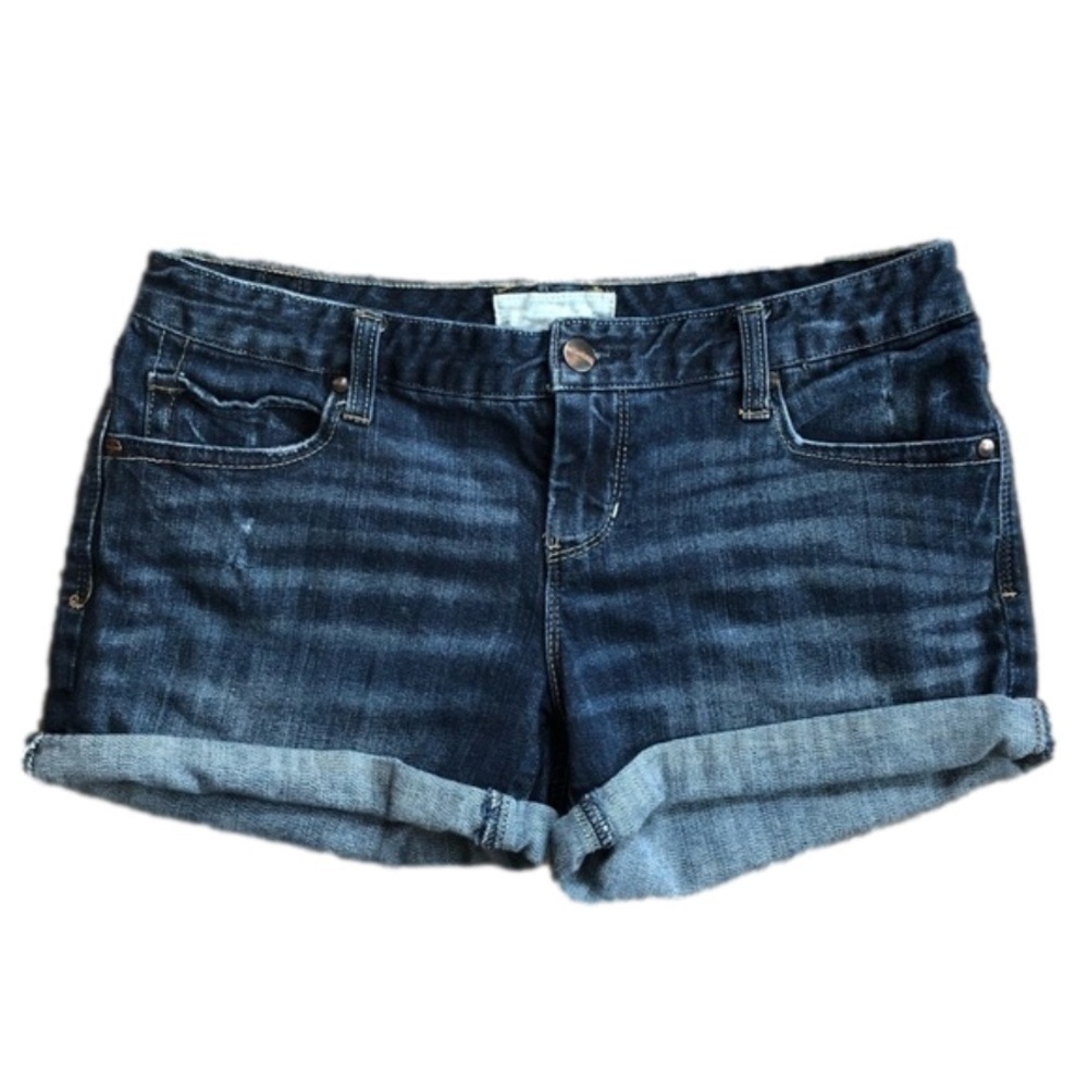 MAURICES cuffed stretch denim whiskered jean shorts size 9/10